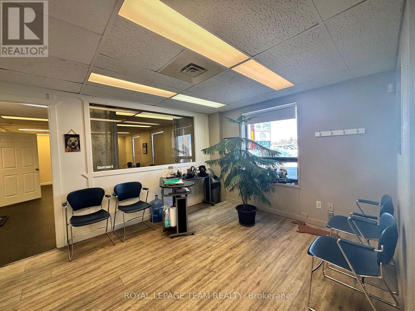 Suite A250 - 48 COLONNADE ROAD Image 6