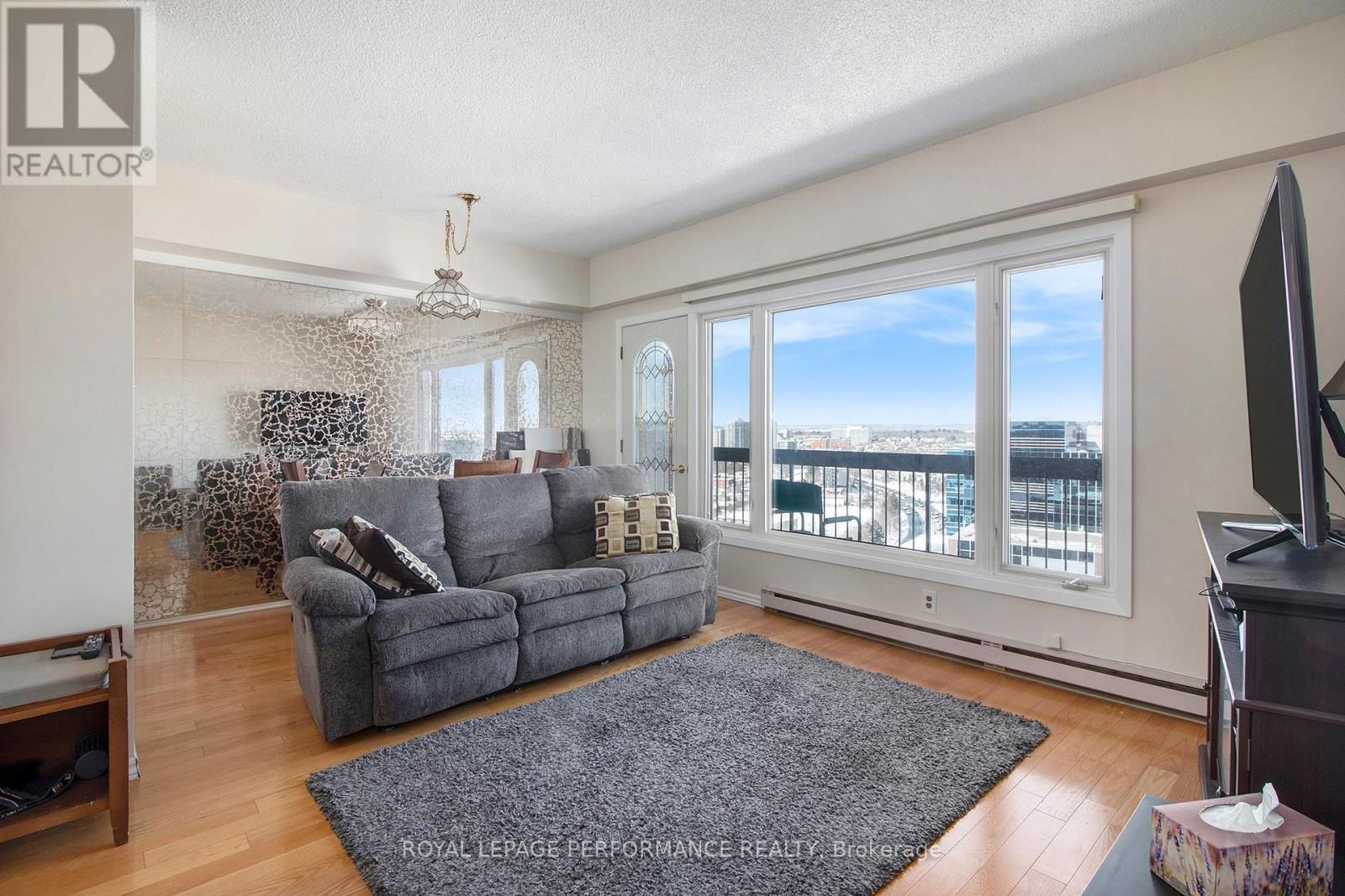 1802 - 158A MCARTHUR AVENUE Image 4