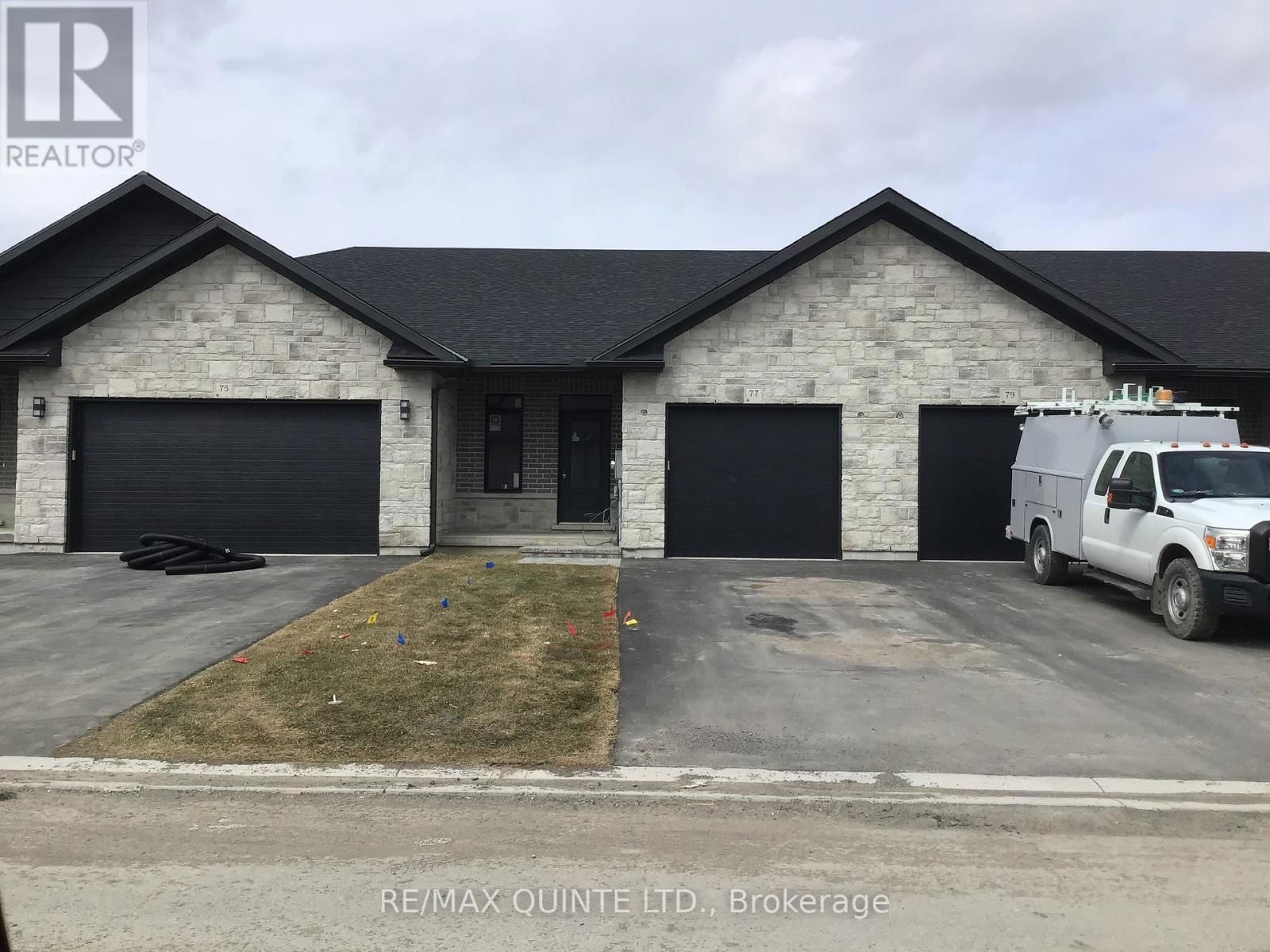 77 RAYCROFT DRIVE Image 1