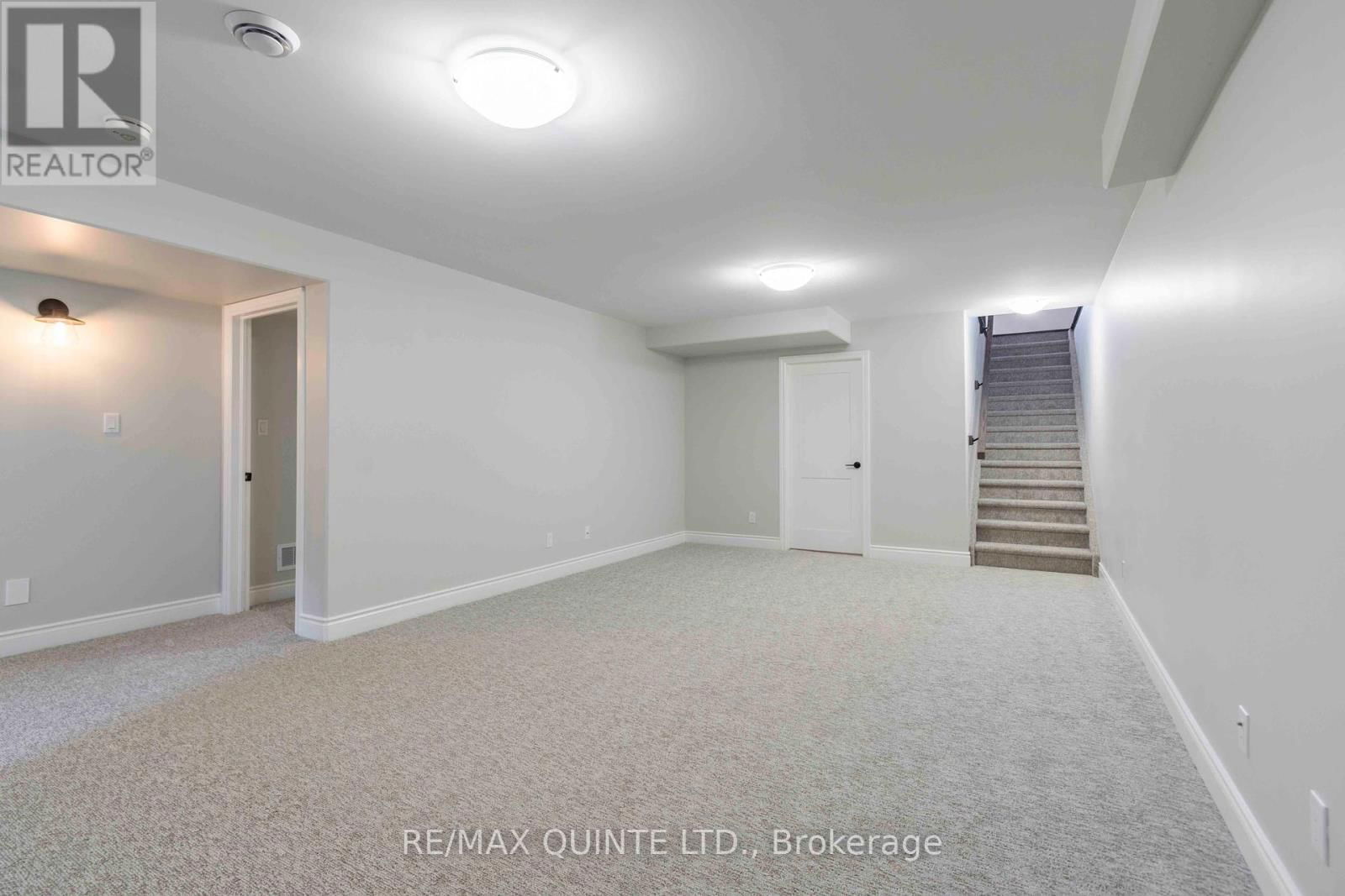 77 RAYCROFT DRIVE Image 23