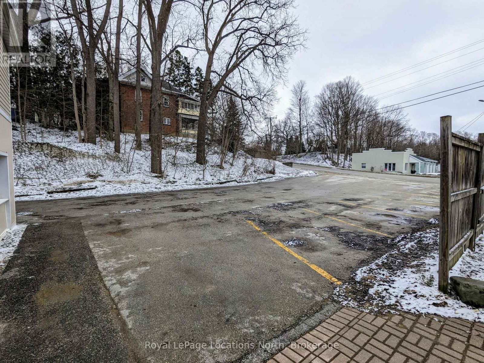 1 - 164 CLARK STREET Image 16