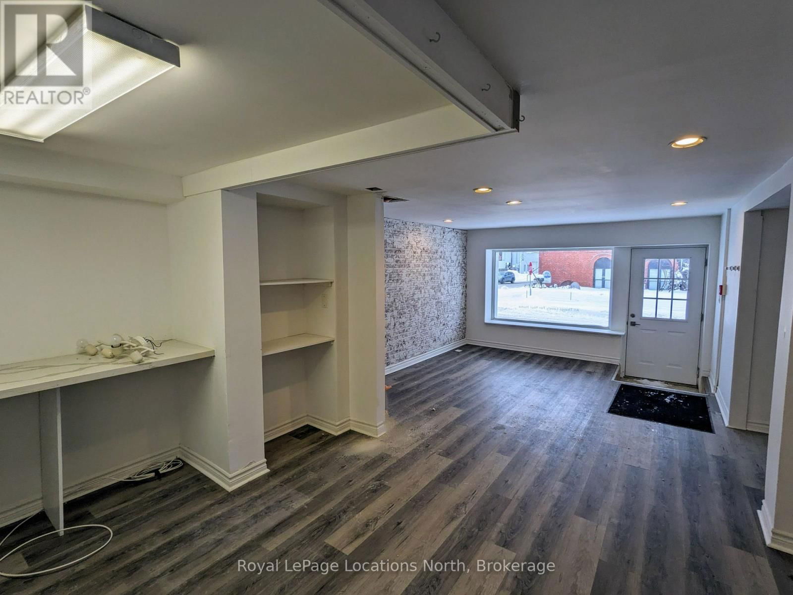 1 - 164 CLARK STREET Image 3