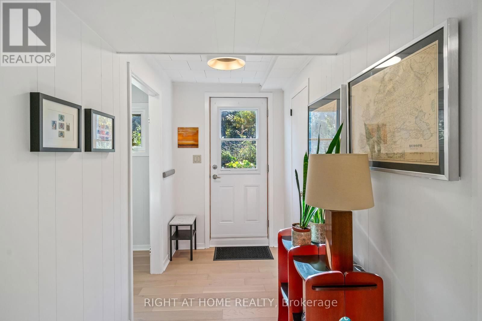 306 CENTRE STREET Image 33