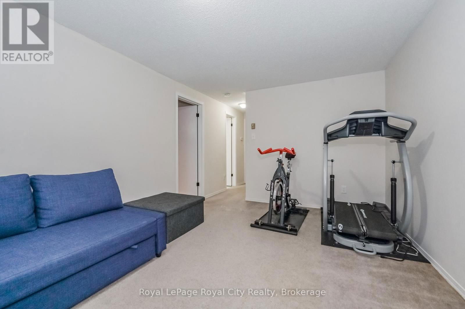 300 STORNOWAY DRIVE Image 25