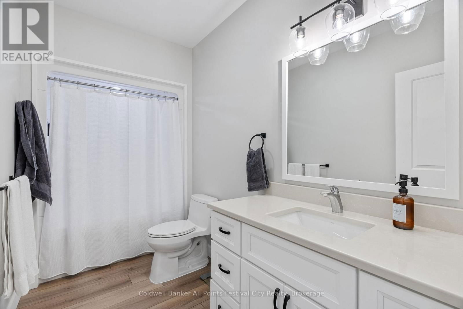 451 WOODRIDGE DRIVE Image 36