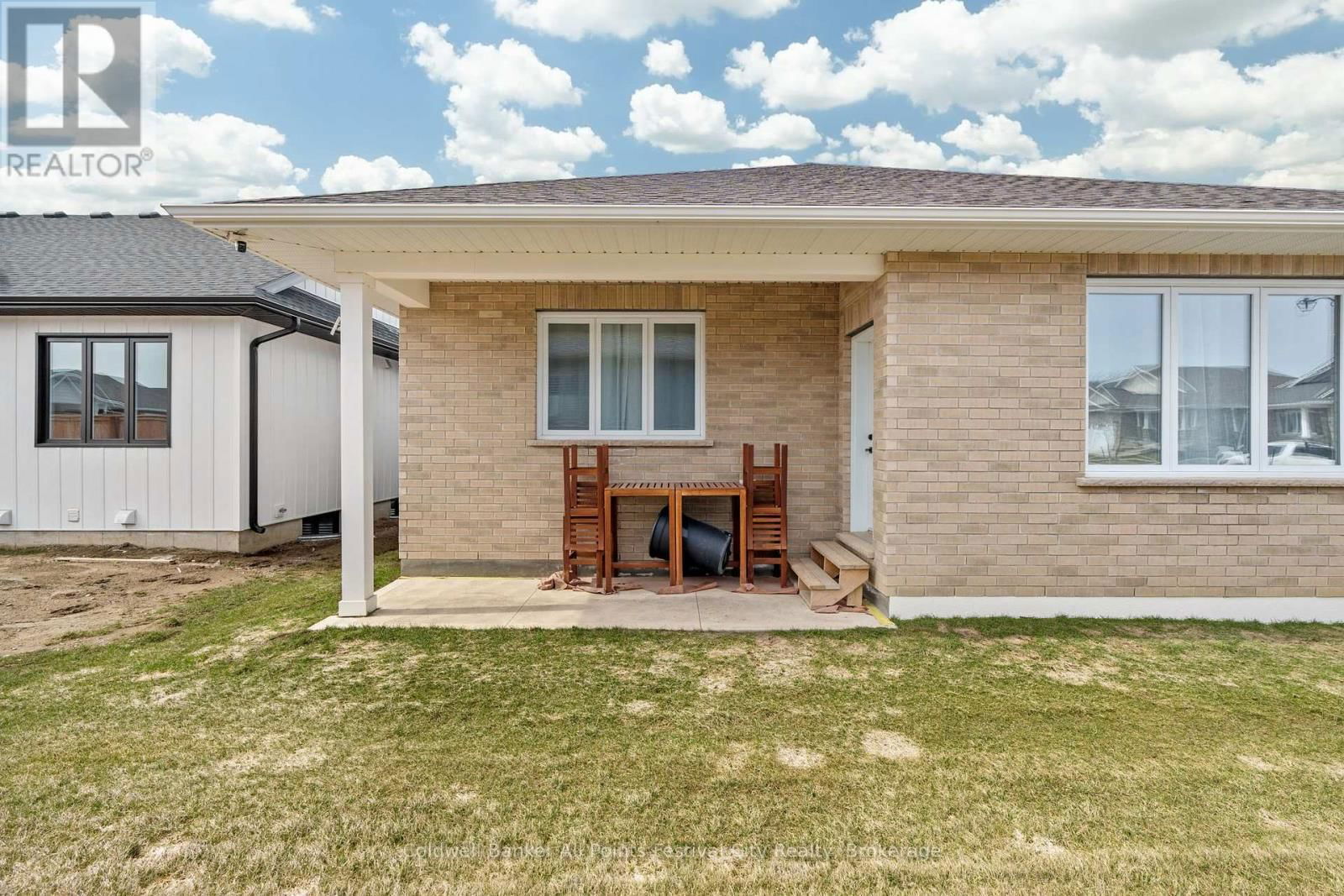 451 WOODRIDGE DRIVE Image 44