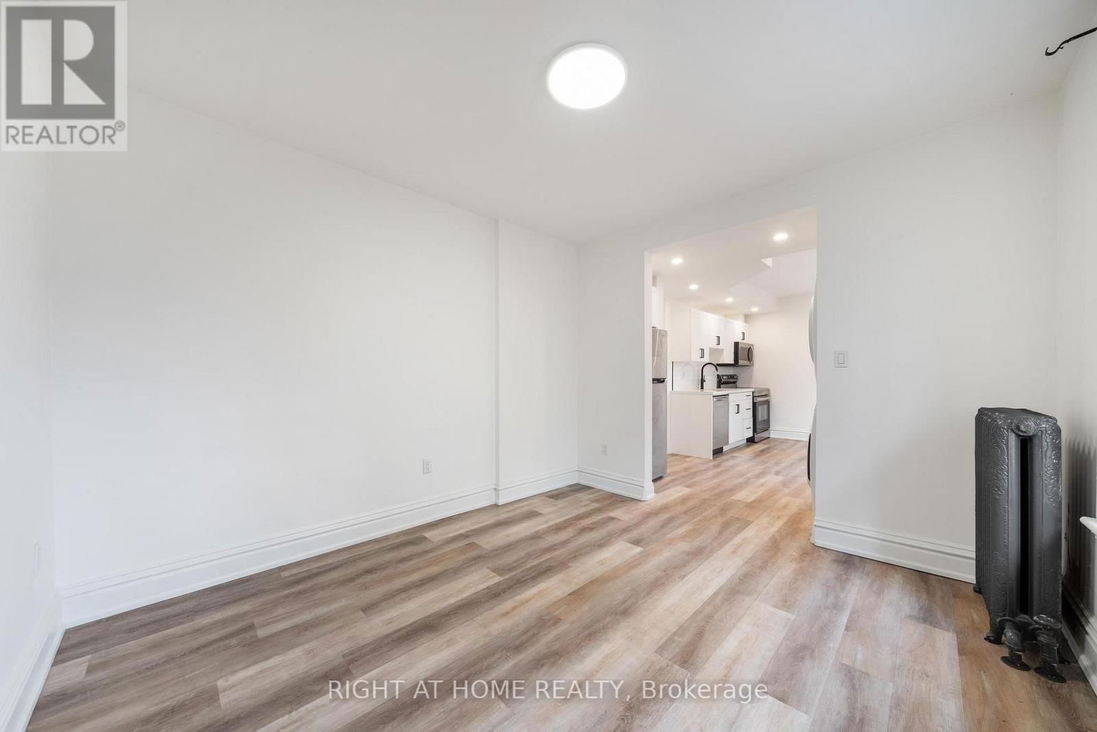 132 HOLTON AVENUE SOUTH Image 26