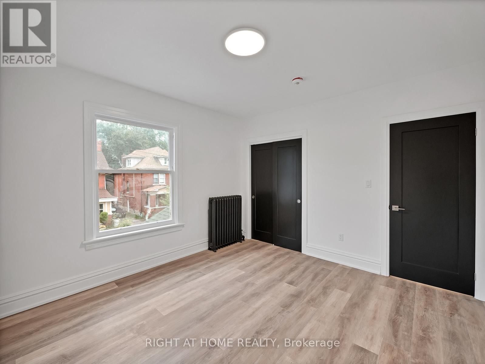 132 HOLTON AVENUE SOUTH Image 28