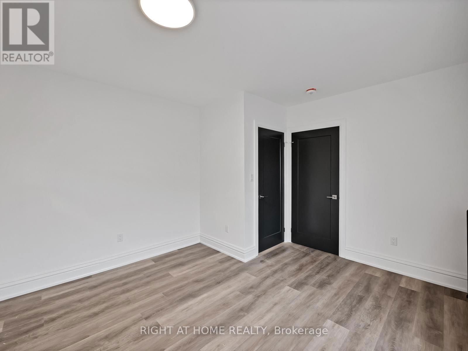 132 HOLTON AVENUE SOUTH Image 32