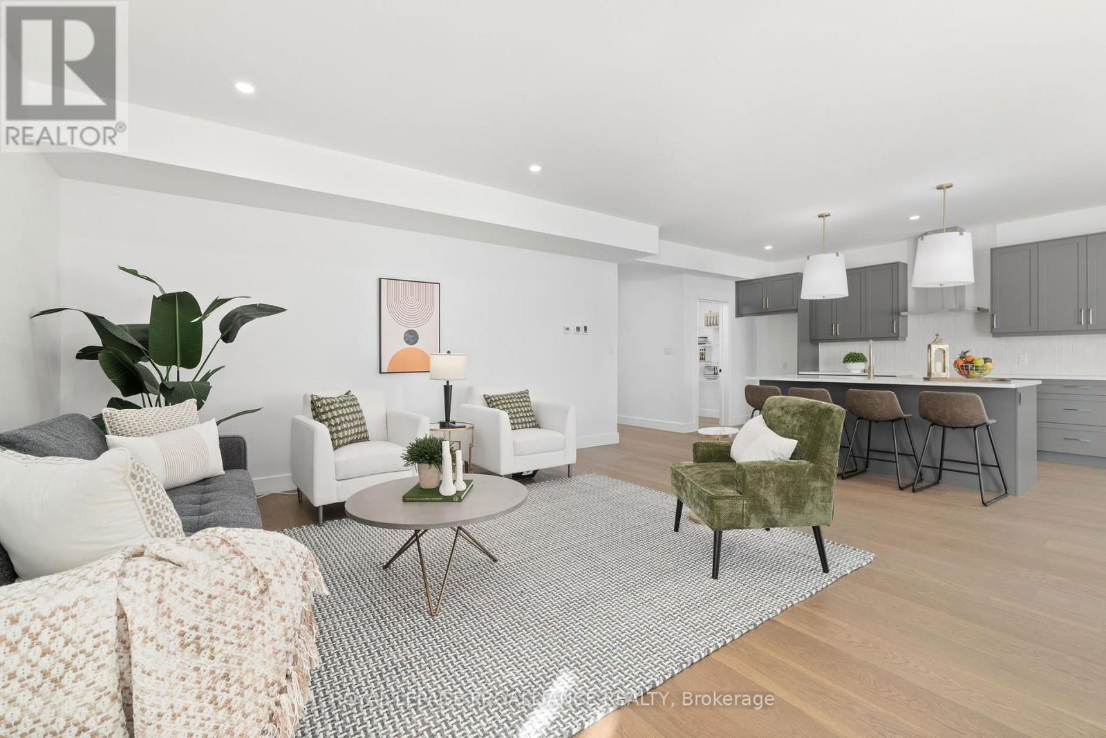 43 FRASER DRIVE Image 17