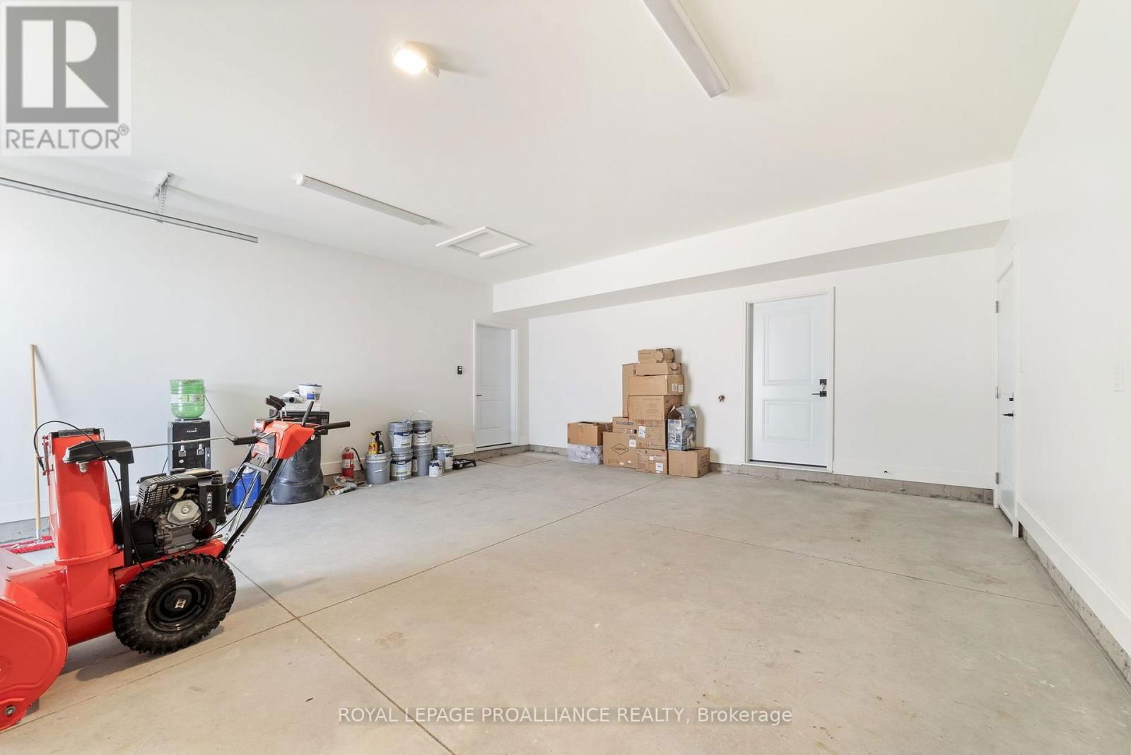 43 FRASER DRIVE Image 36