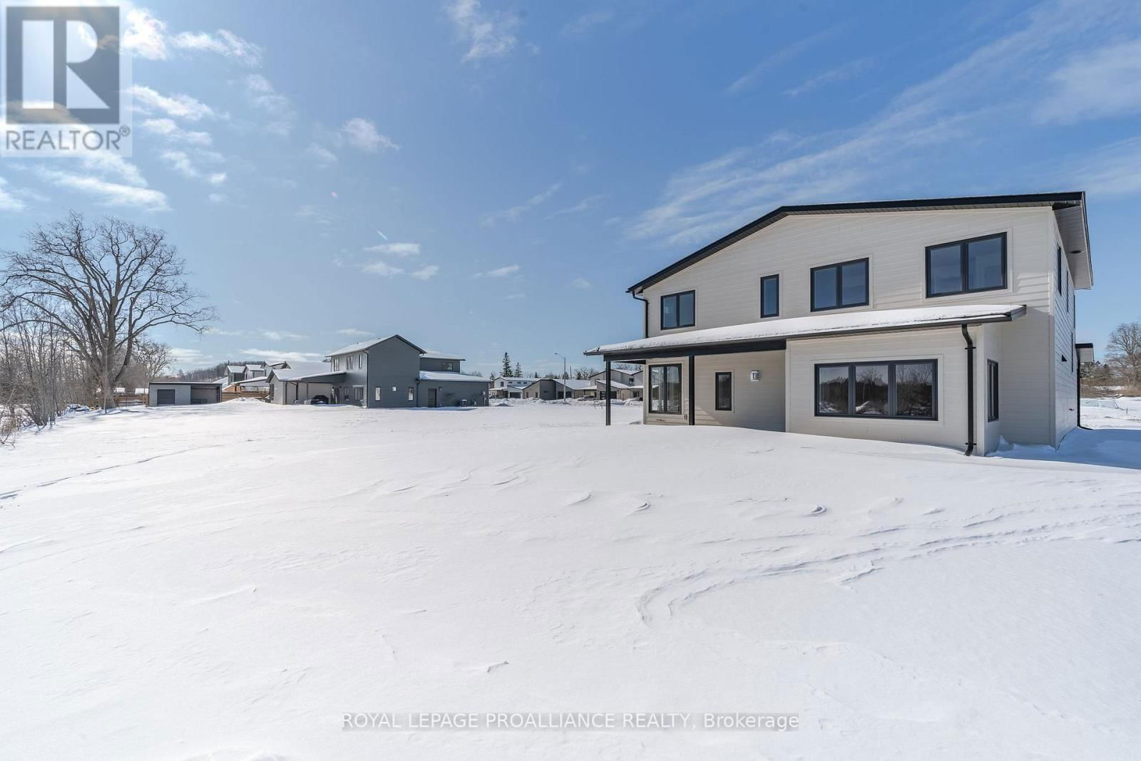 43 FRASER DRIVE Image 41
