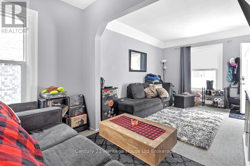 173 SYDENHAM STREET Image 8