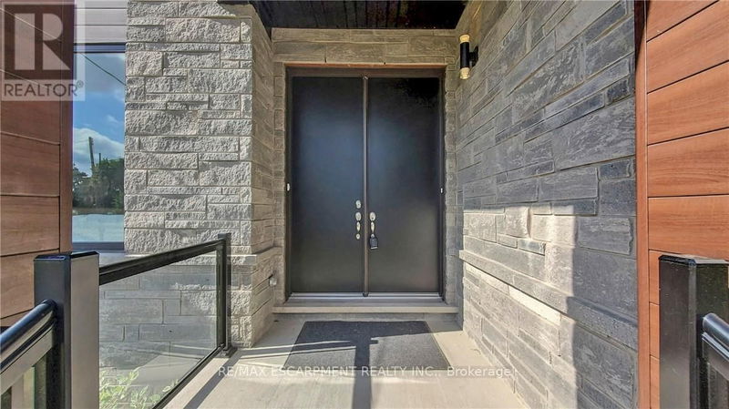 Tertiary Property View