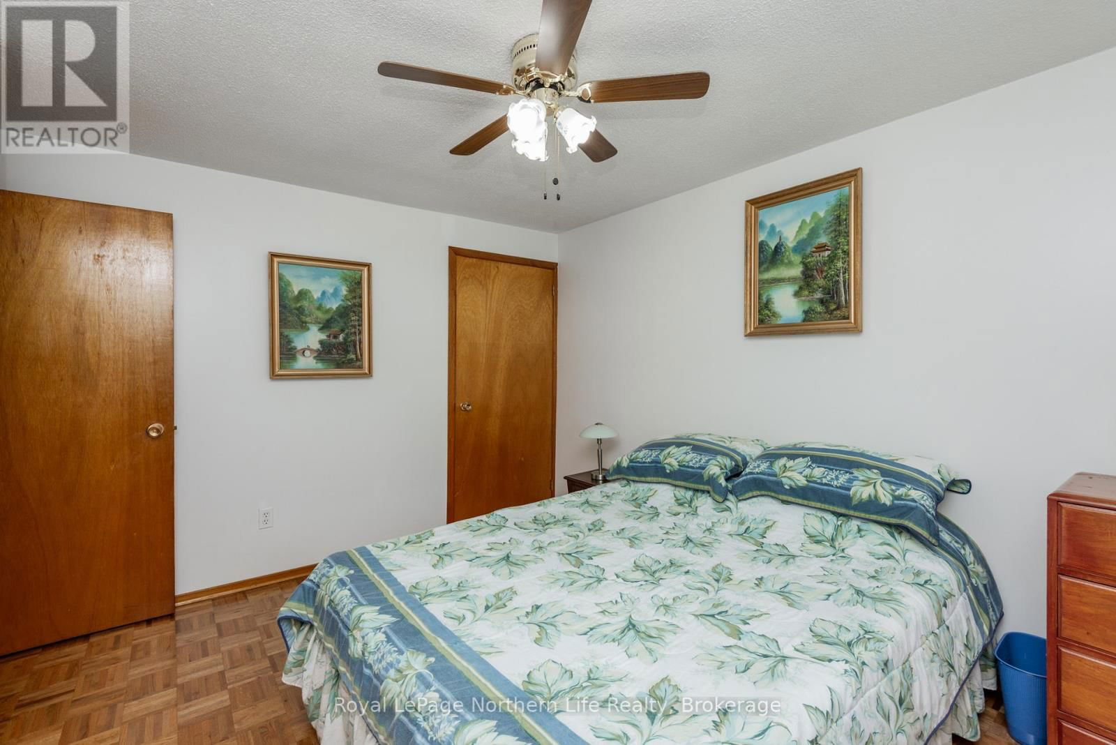 653 LAKESHORE DRIVE Image 22