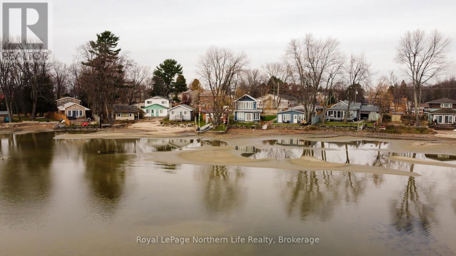 653 LAKESHORE DRIVE Image 48