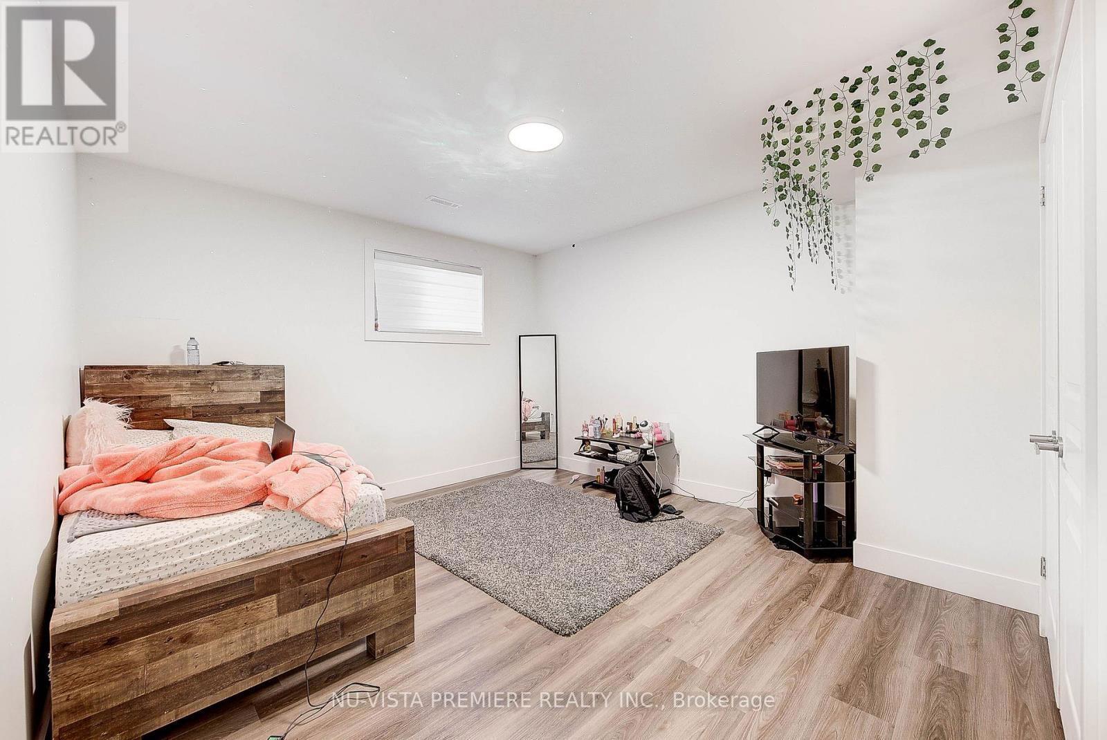 69 - 383 DAVENTRY WAY Image 32
