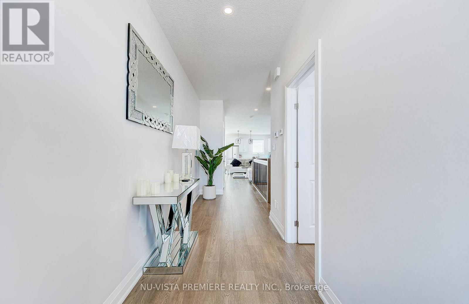 69 - 383 DAVENTRY WAY Image 5