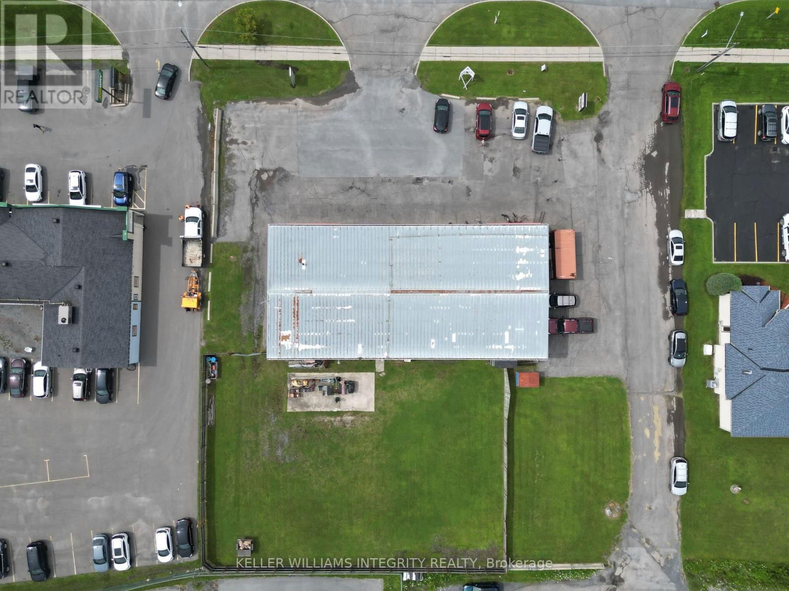 671 NOTRE DAME STREET Image 20