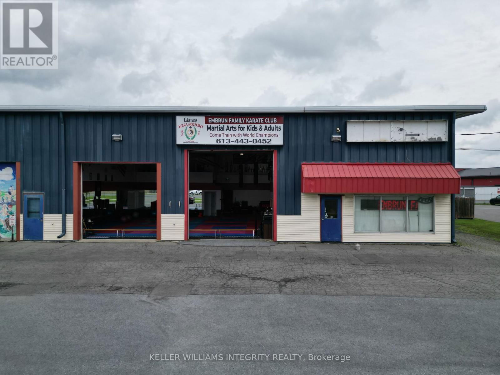 671 NOTRE DAME STREET Image 28