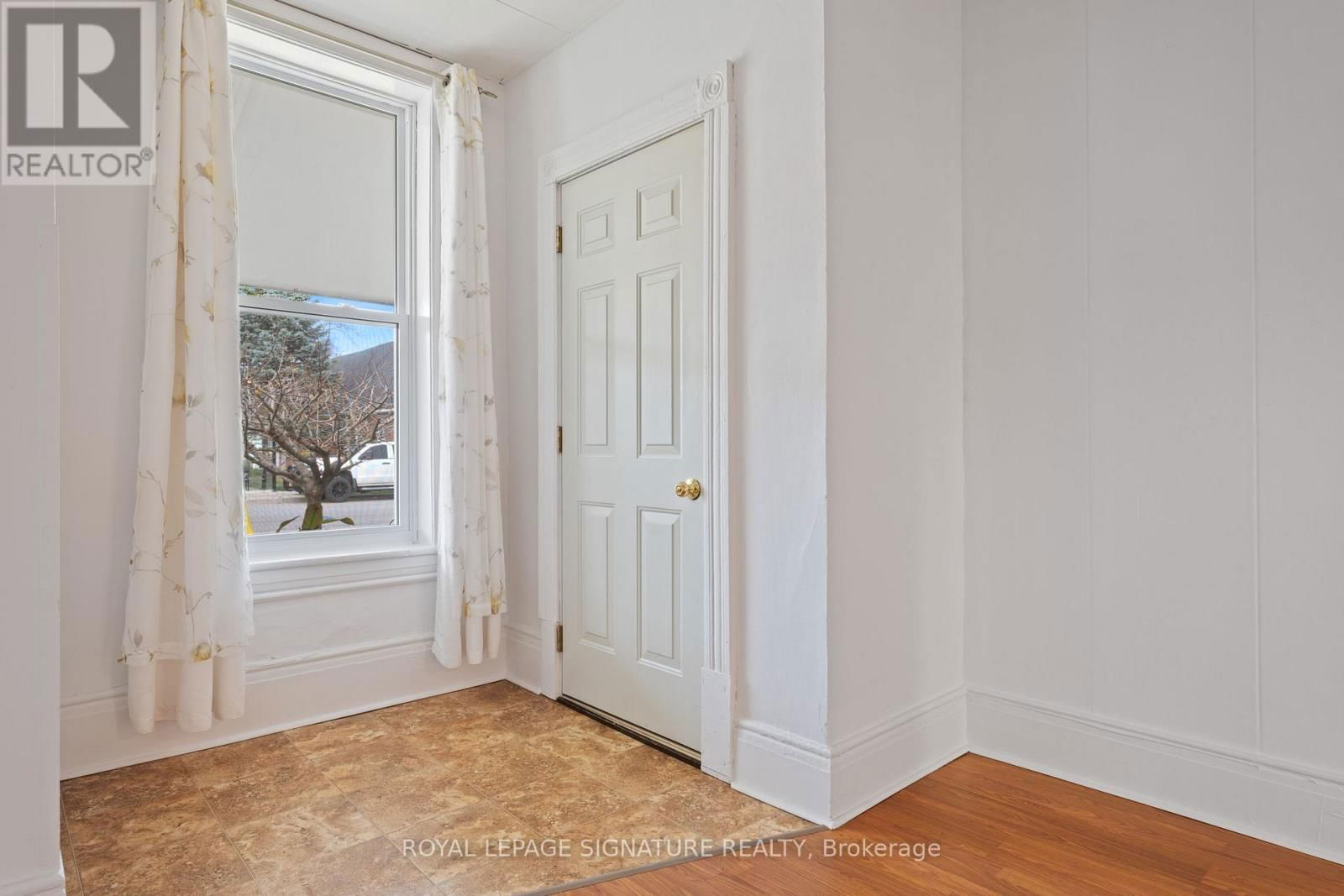 311 ST. GEORGE STREET Image 20
