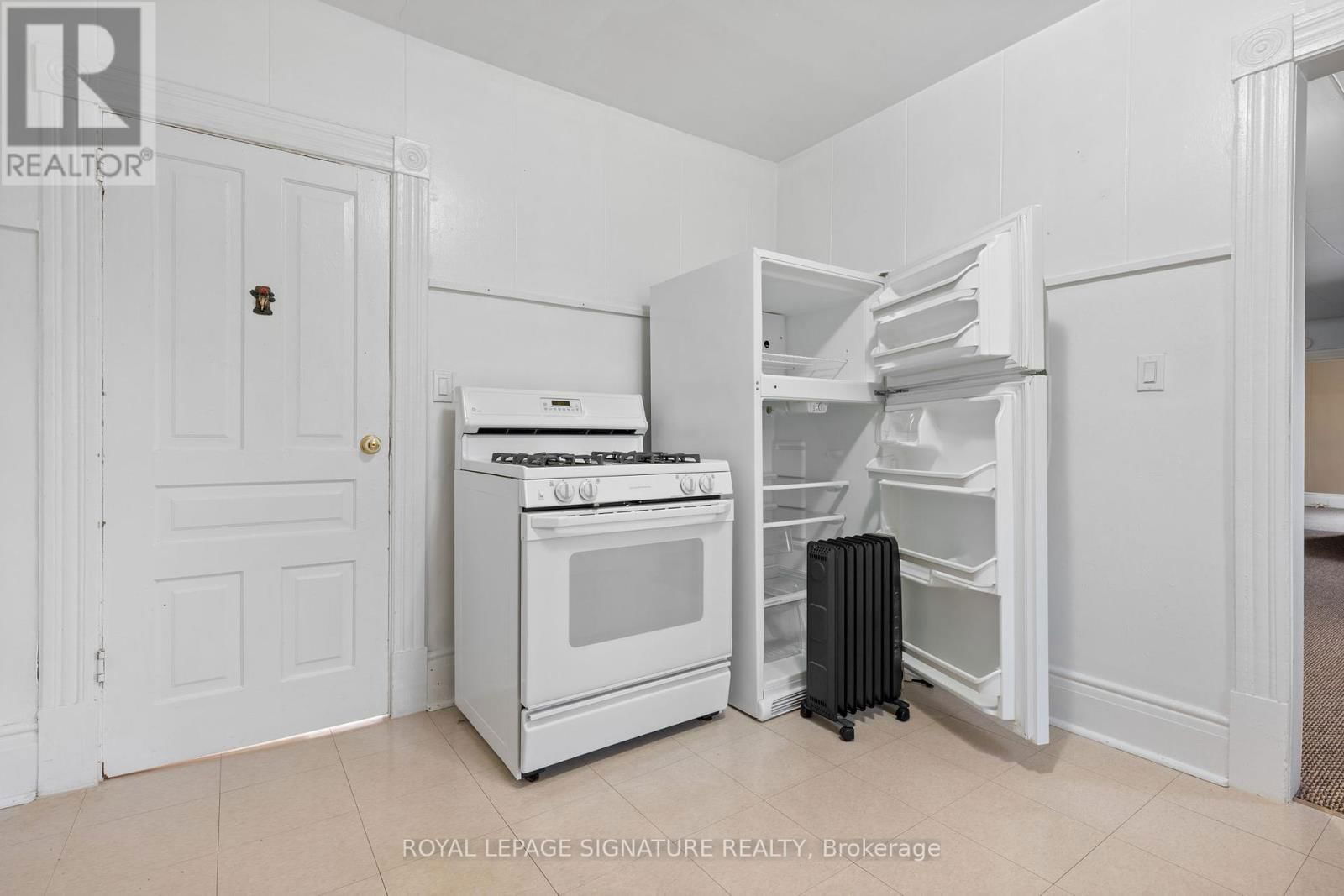 311 ST. GEORGE STREET Image 22