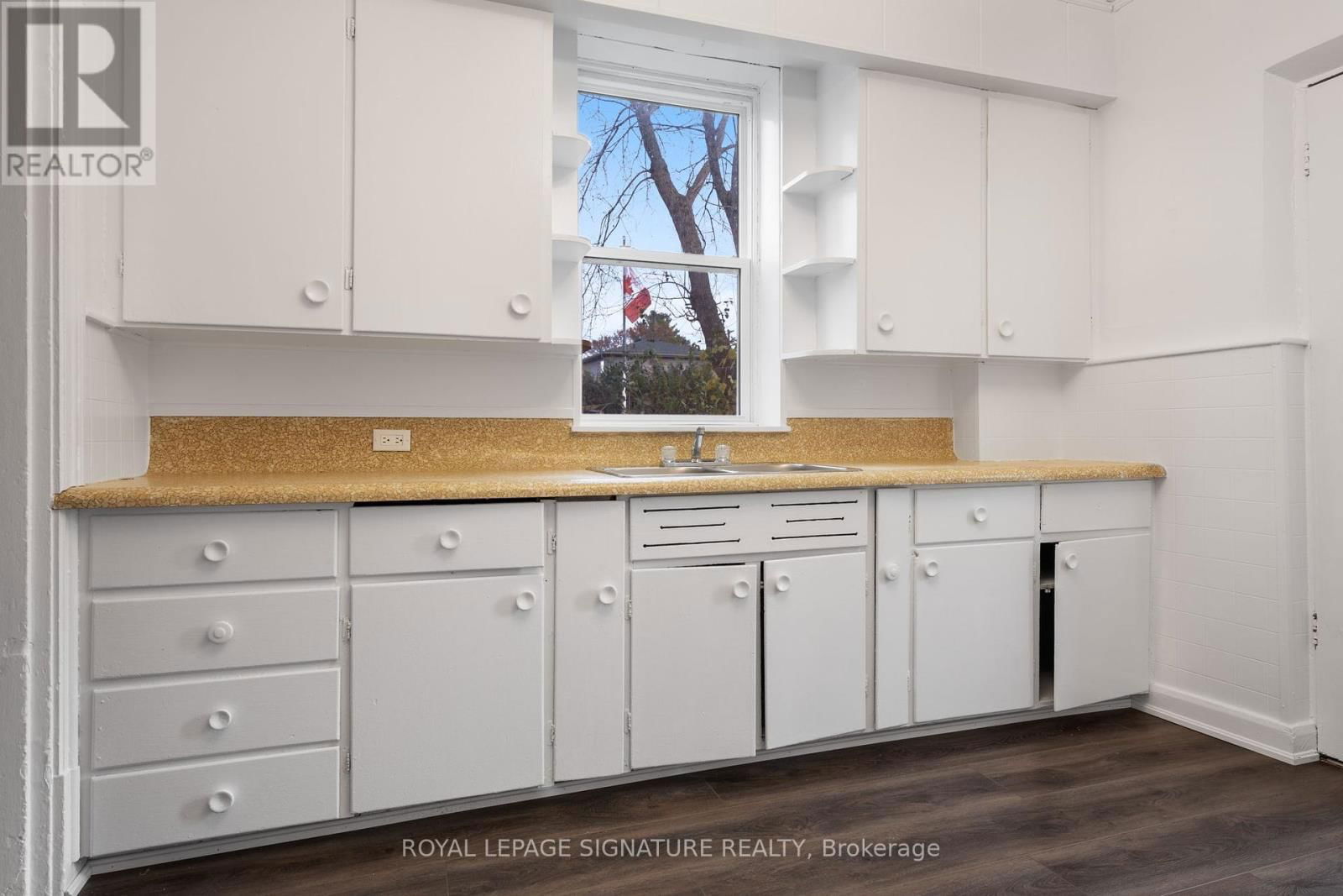 311 ST. GEORGE STREET Image 9