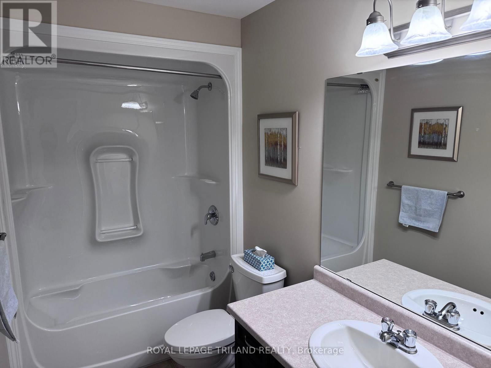 9 - 1625 PURSER STREET Image 14