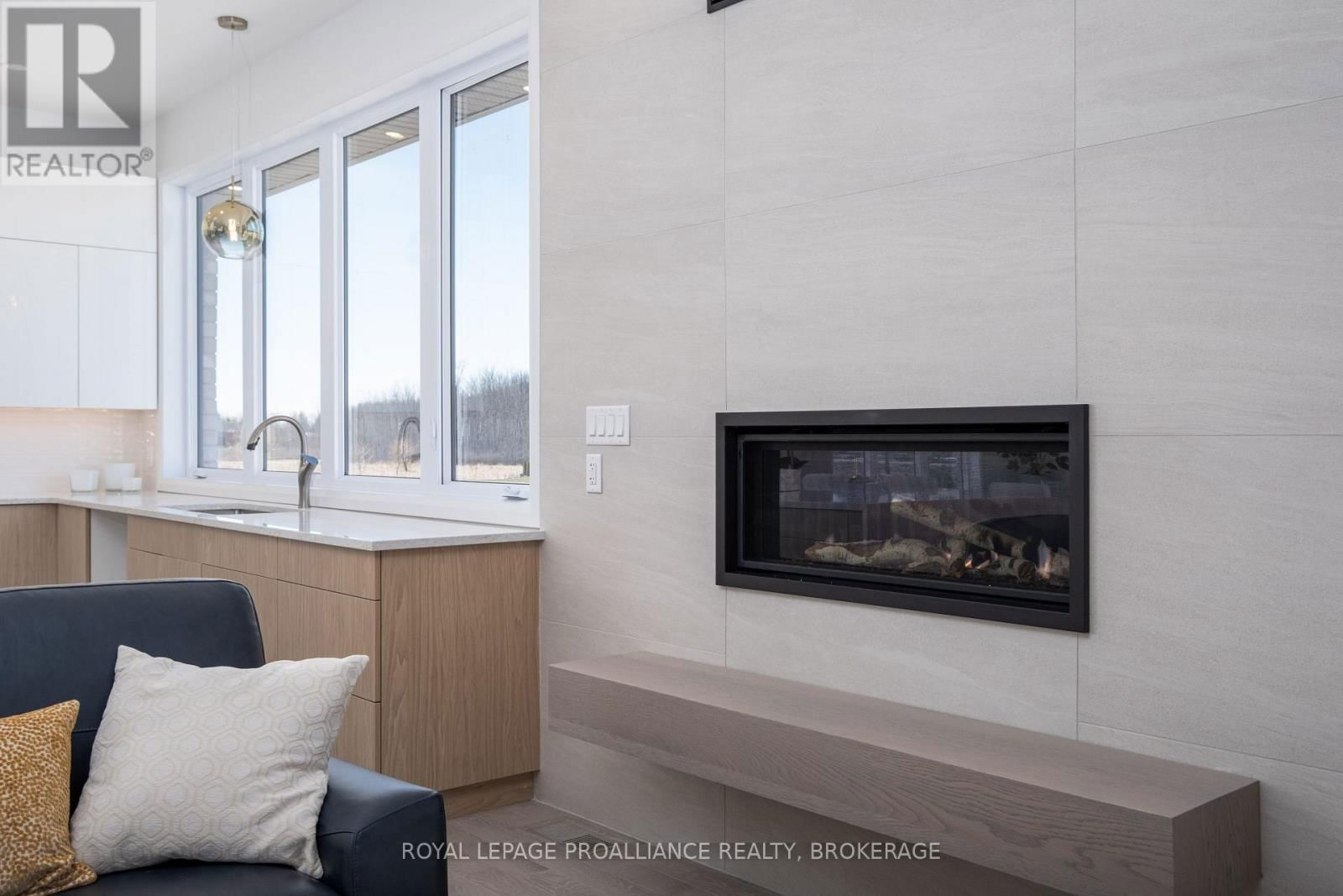 158 SUMMERSIDE DRIVE Image 17