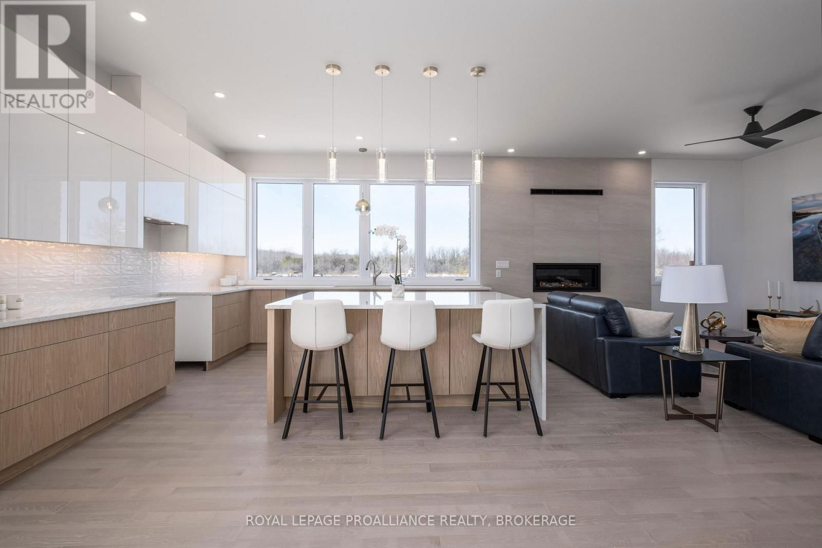 158 SUMMERSIDE DRIVE Image 22