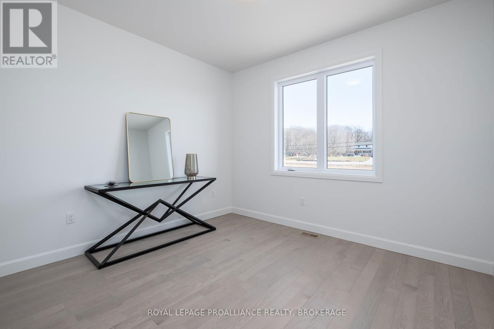158 SUMMERSIDE DRIVE Image 42