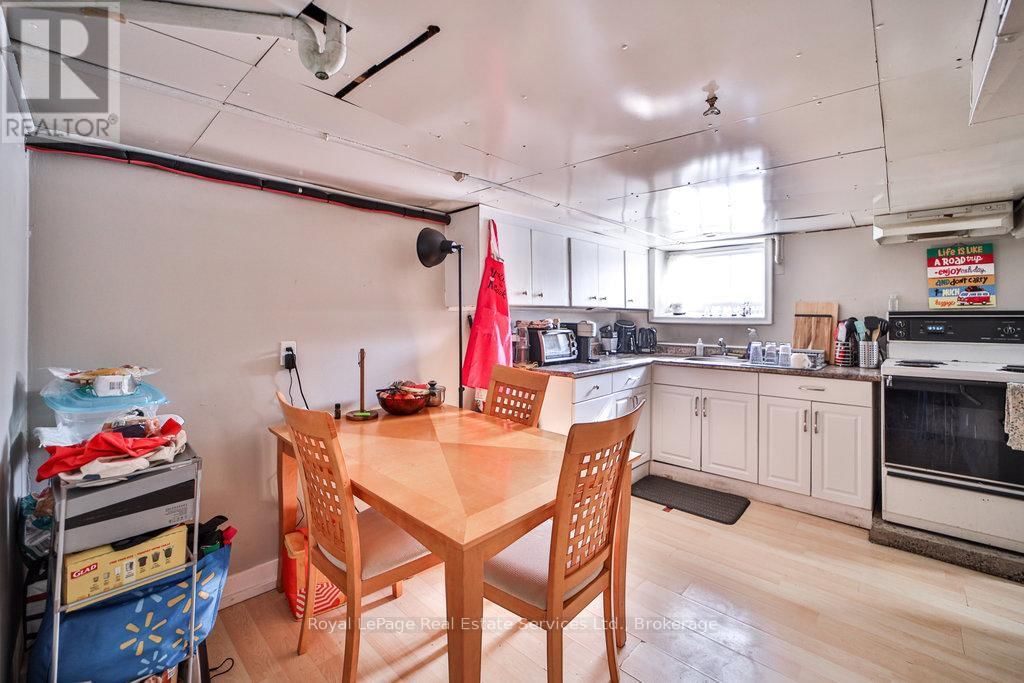 1105 KING STREET WEST Image 18