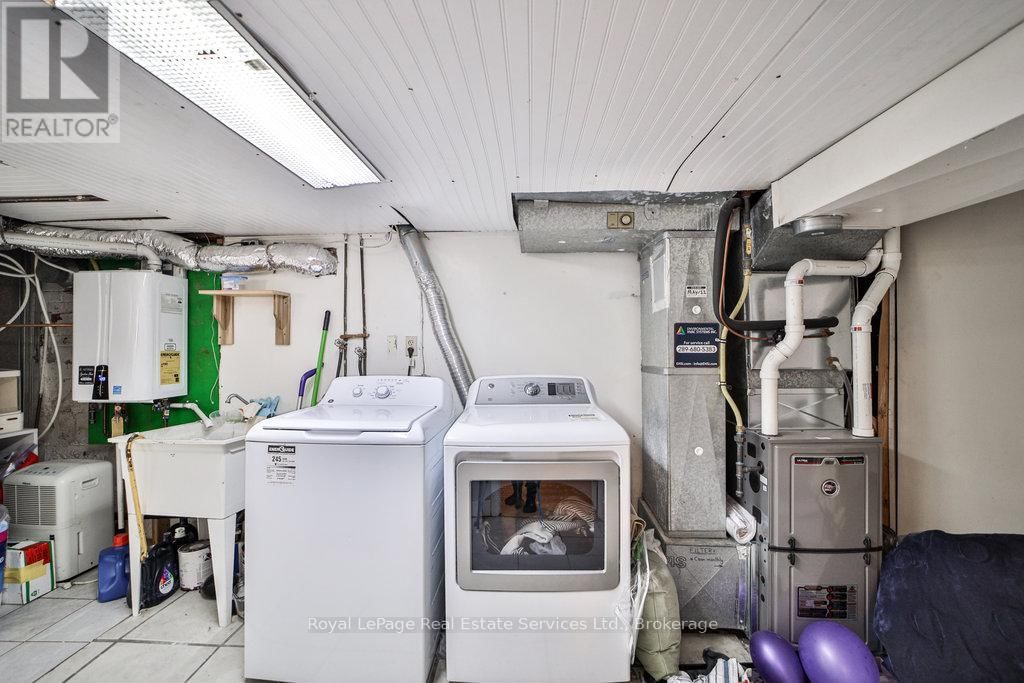 1105 KING STREET WEST Image 21