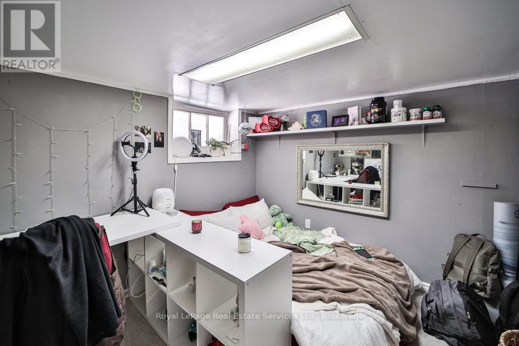 1105 KING STREET WEST Image 23