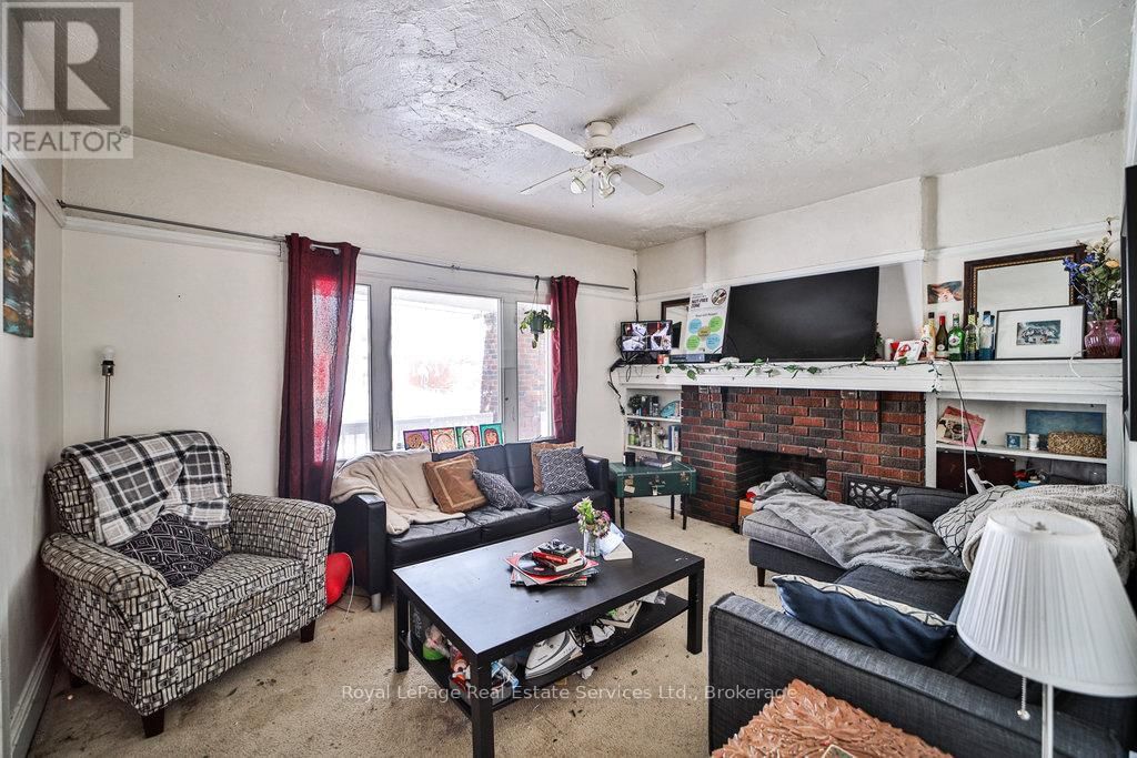 1105 KING STREET WEST Image 4