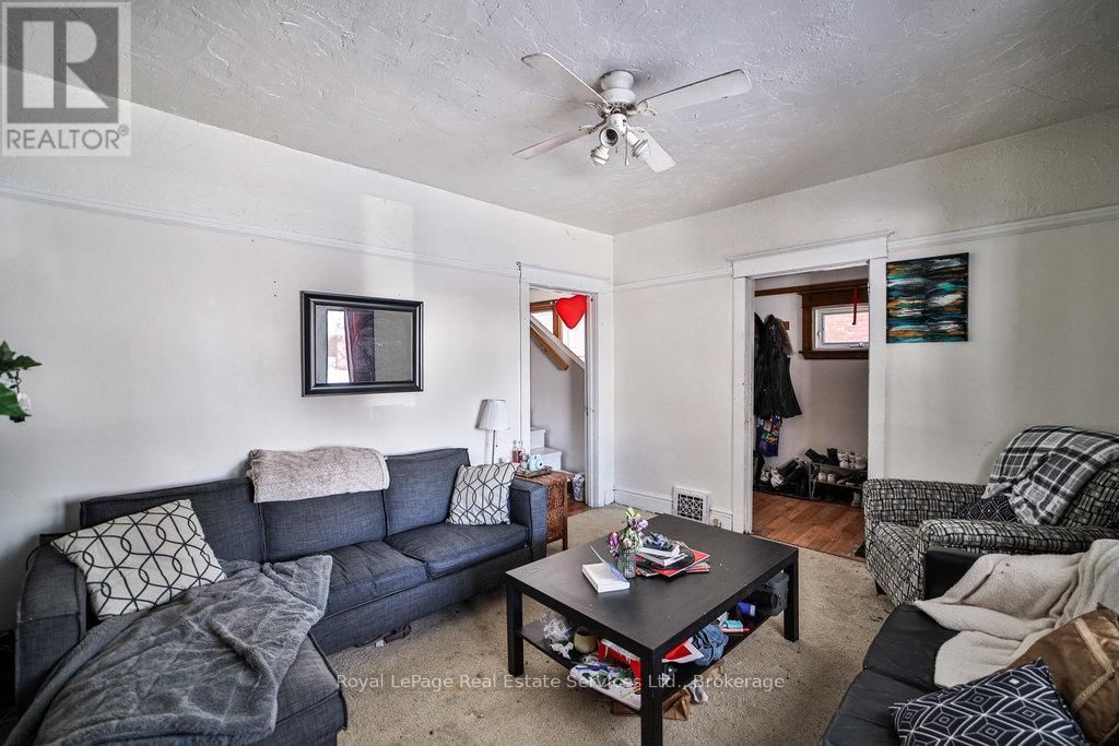 1105 KING STREET WEST Image 6