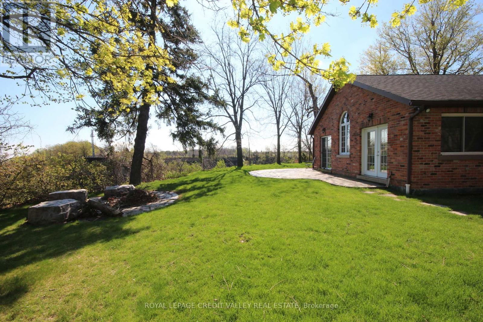 131 RIDGE ROAD Image 7