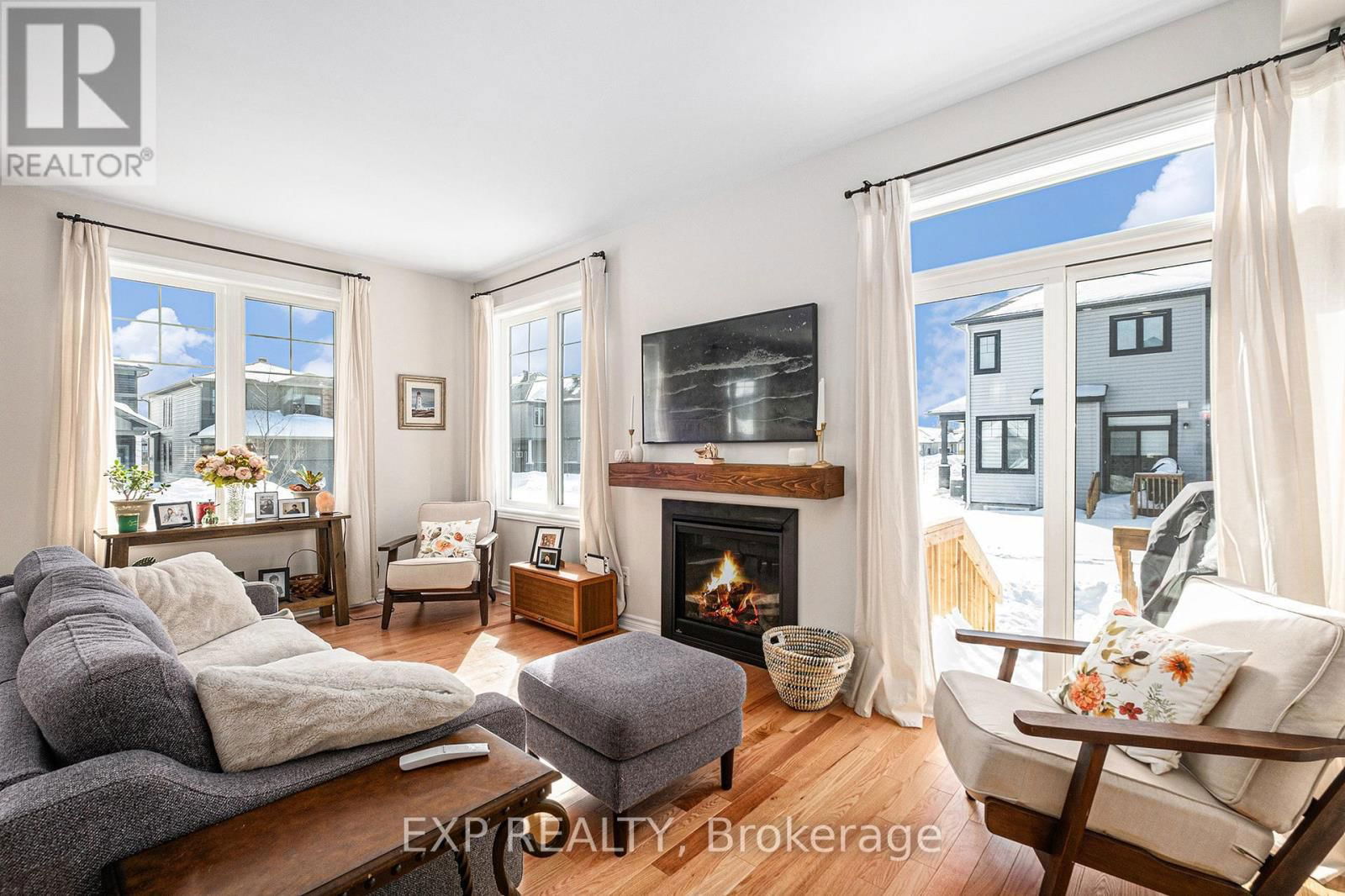 617 FISHER STREET Image 10