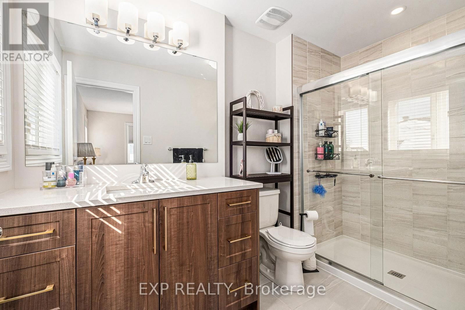 617 FISHER STREET Image 25
