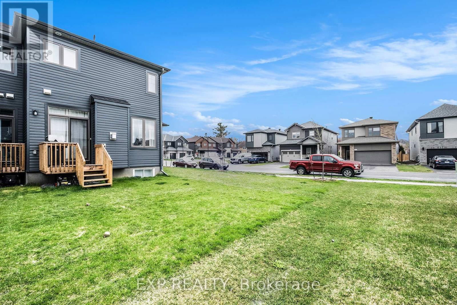 617 FISHER STREET Image 29
