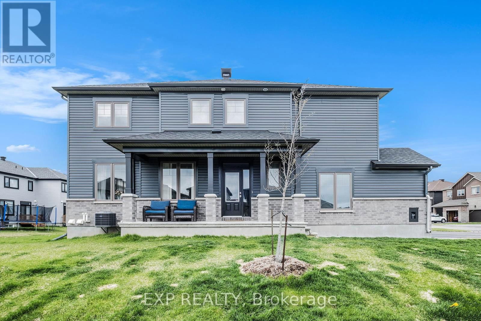 617 FISHER STREET Image 3