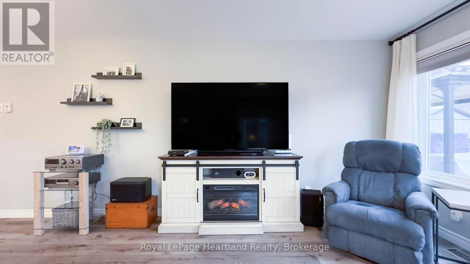 103 HURON HEIGHTS DRIVE Image 25