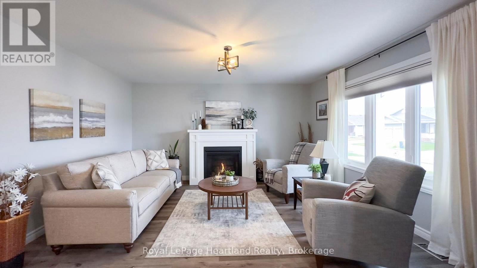 103 HURON HEIGHTS DRIVE Image 3