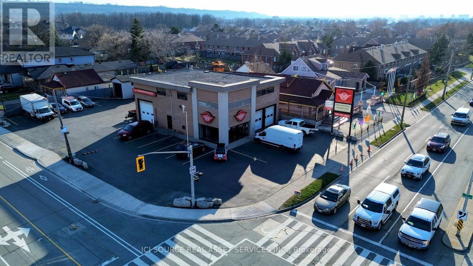 520 BARTON STREET Image 1