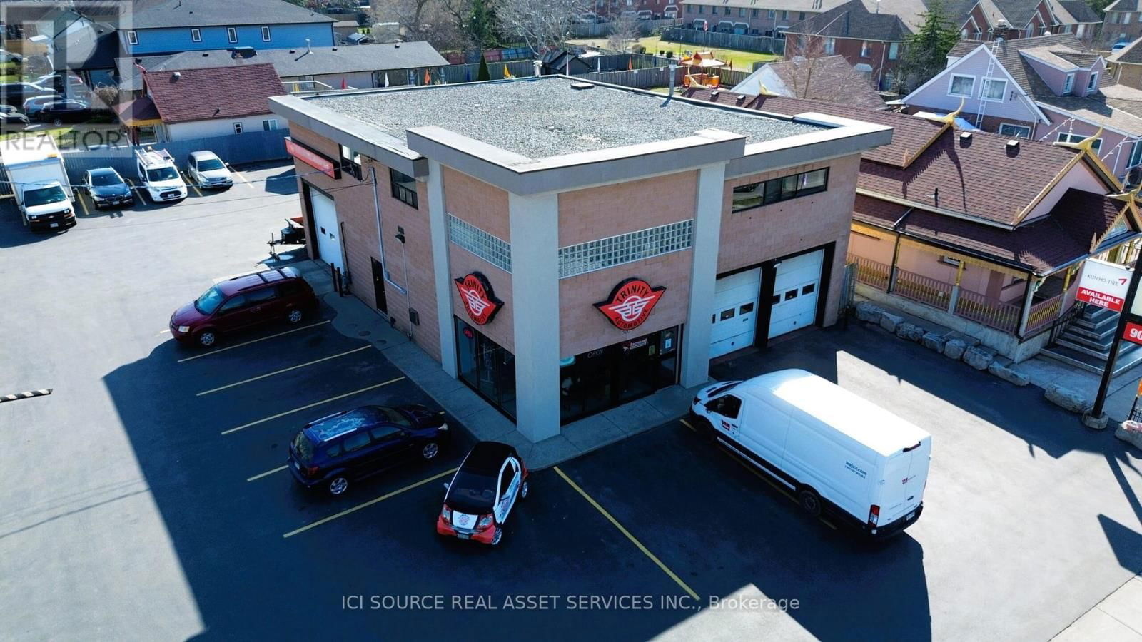 520 BARTON STREET Image 2