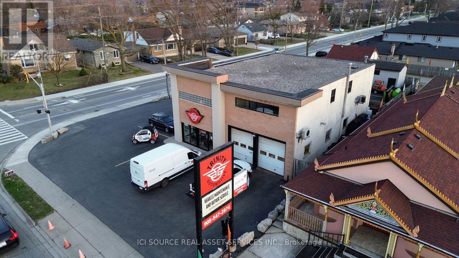 520 BARTON STREET Image 4