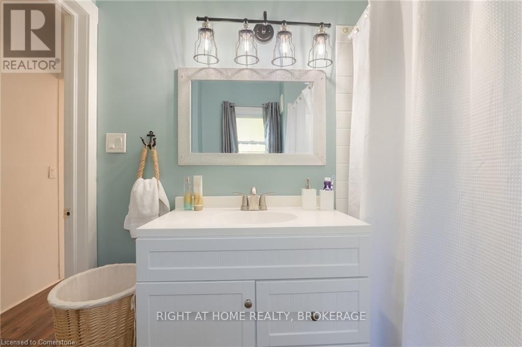 129 FOREST AVENUE Image 21