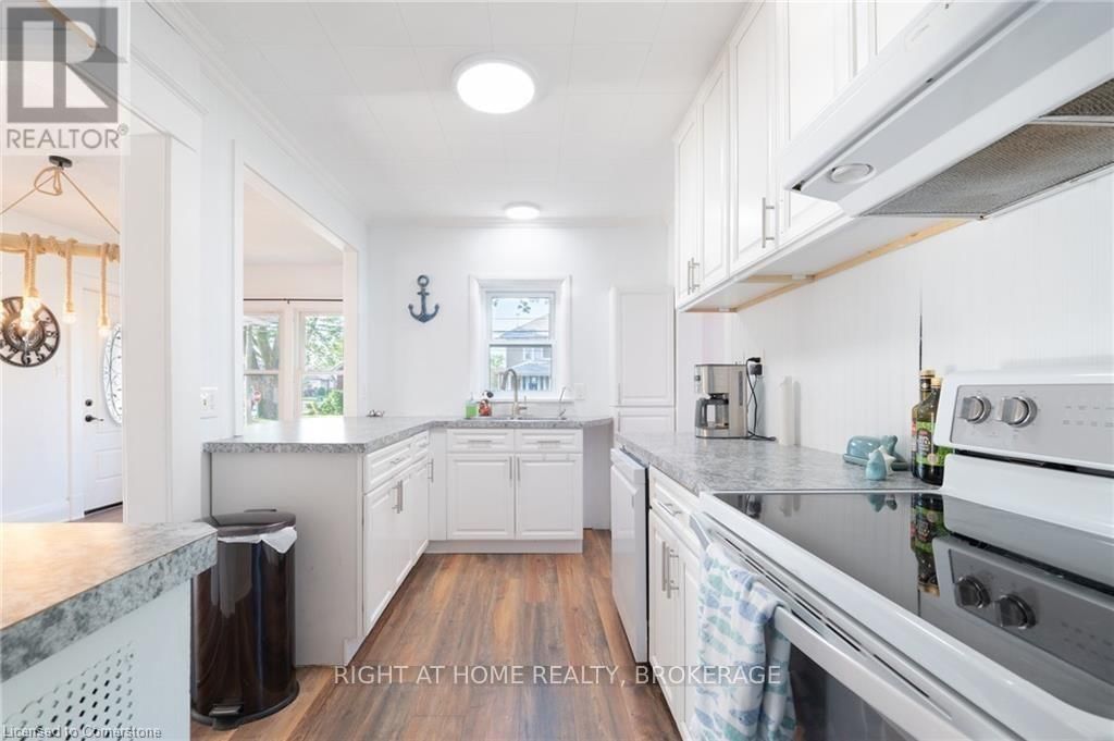 129 FOREST AVENUE Image 5