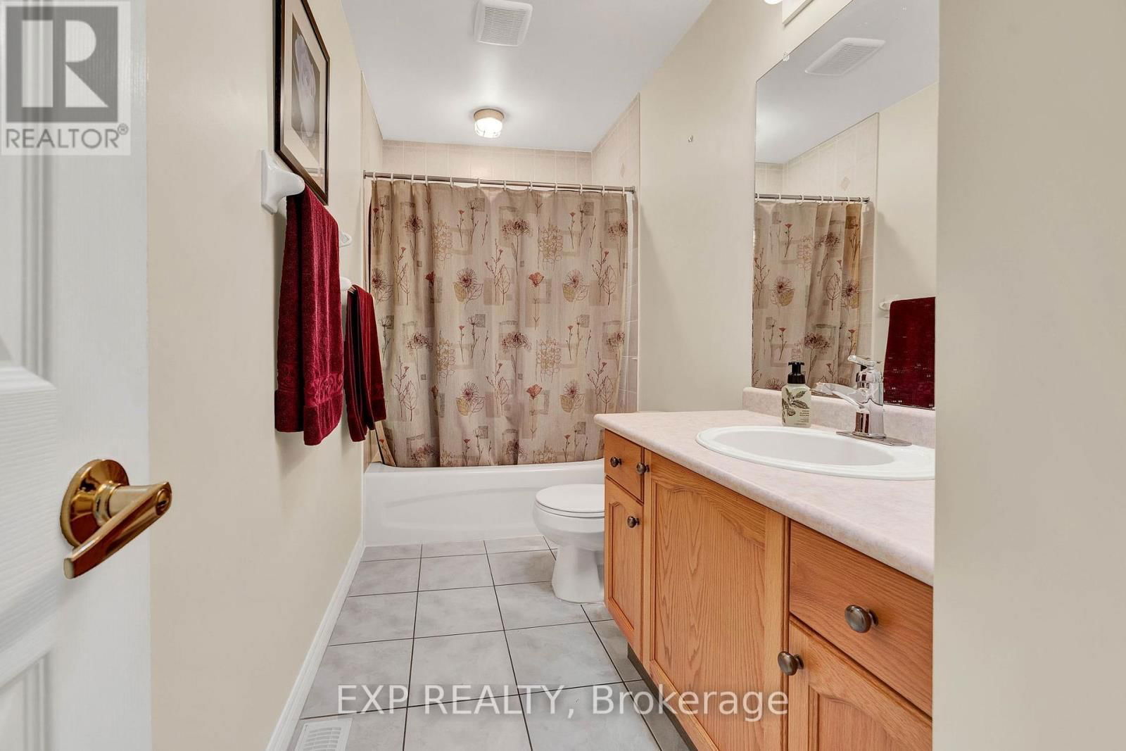 34 BALSAM TRAIL Image 4