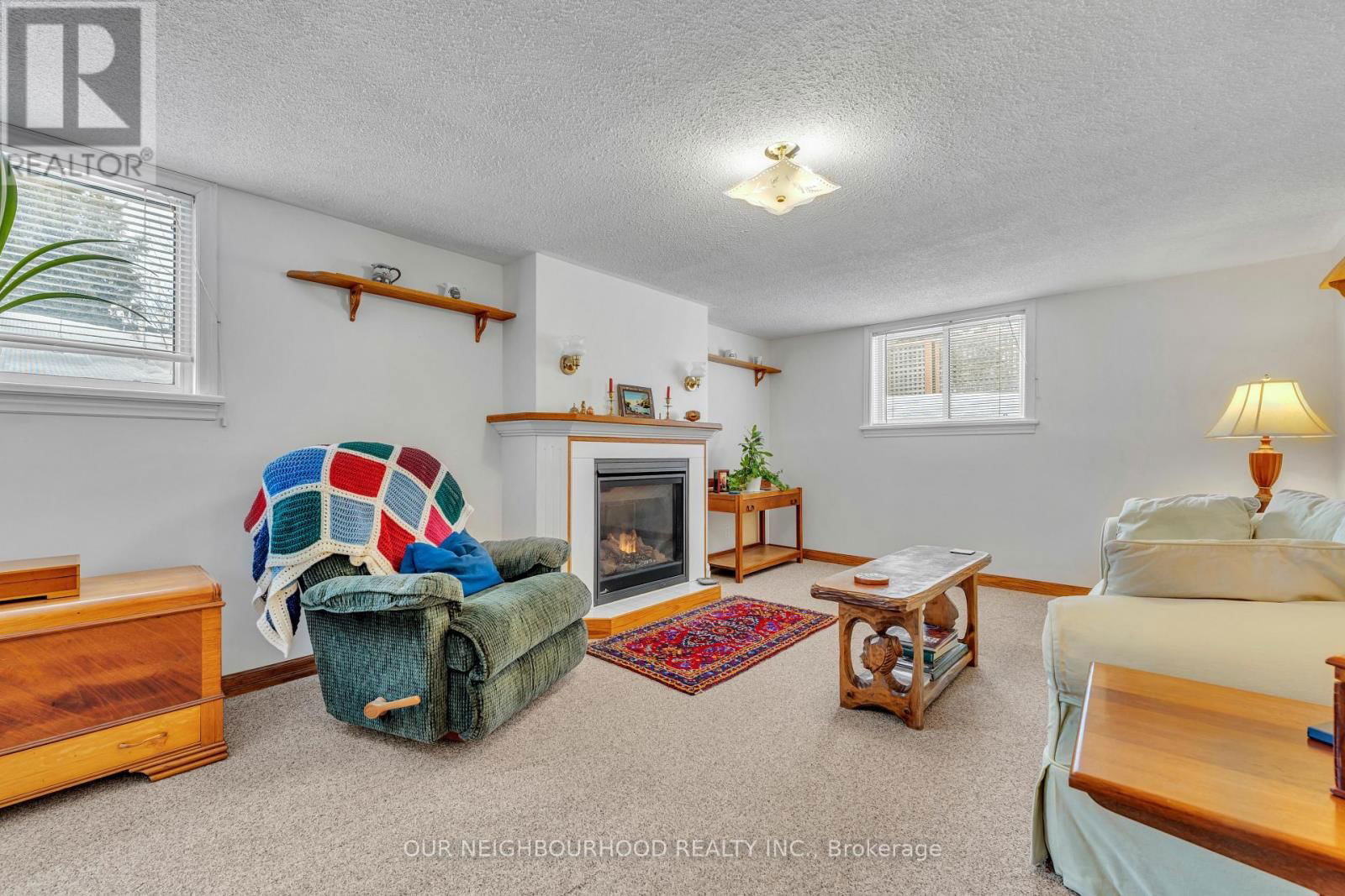 2 CALGARY ROAD Image 25